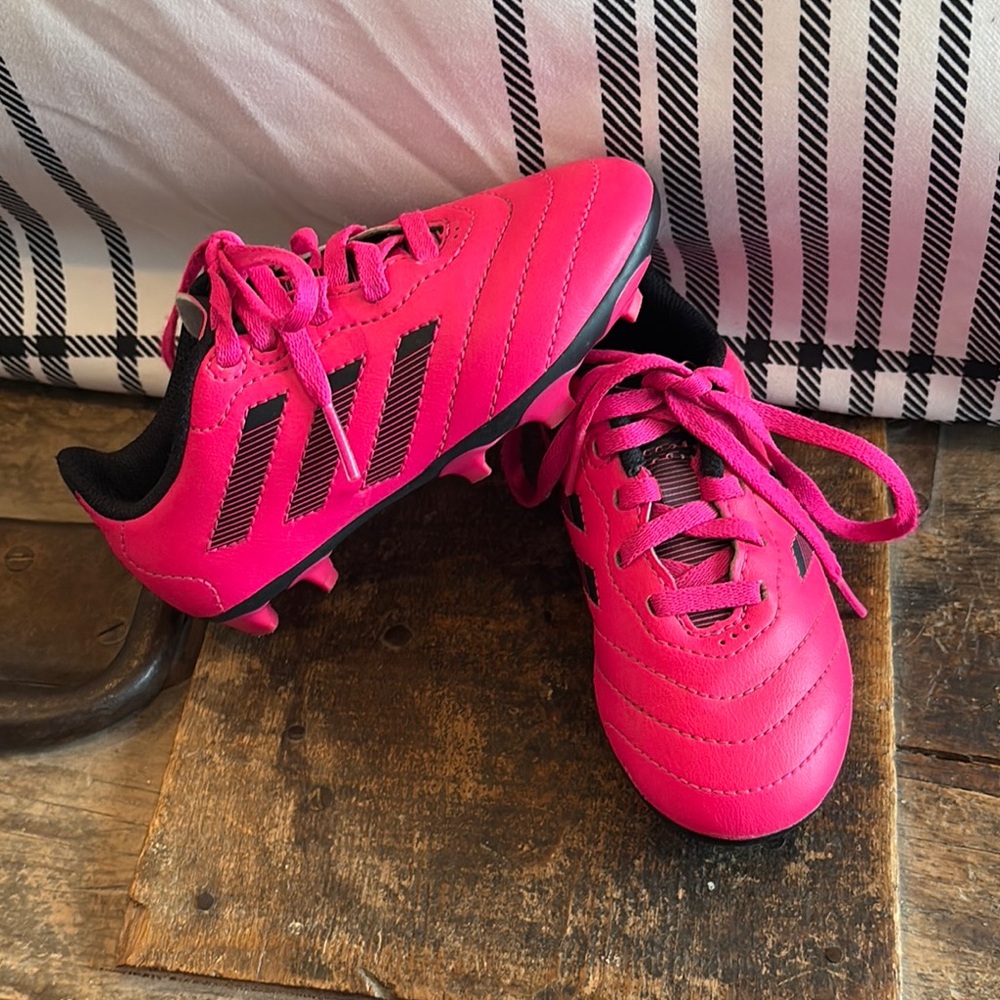 Kids Pink Adidas Soccer Shoes size 10